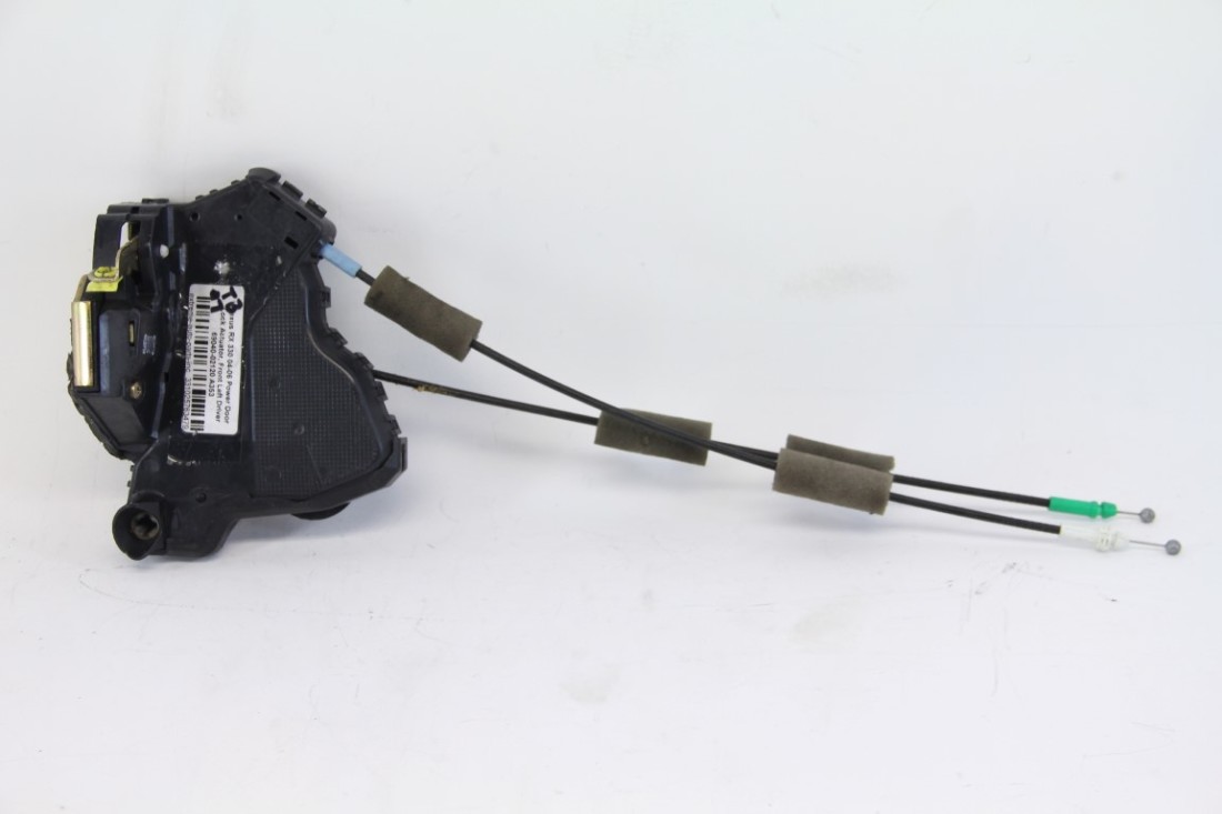 Lexus RX 330 0406 Power Door Lock Actuator, Front Left Driver 69040