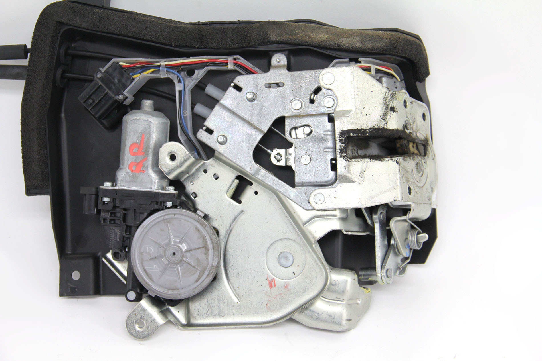 thumbnail image 2 of 2005-2010 Honda Odyssey OEM Tailgate Actuator Assembly – 74896-SED-E01 (Used, Tested) 2 of 5
