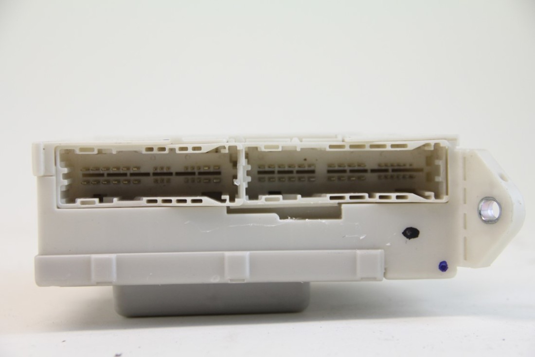 ... Lexus GS350 Fuse Box Block Junction Relay Cowl 82730-30A52 OEM 07-09 ...