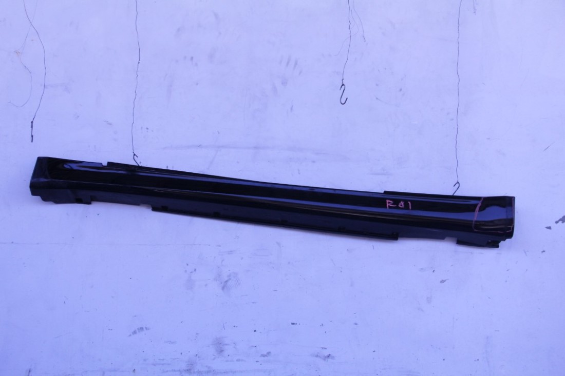 Infiniti G35 0307 Coupe Left Side Rocker Panel Molding, Black 85022AM825, OEM, 2003, 2004