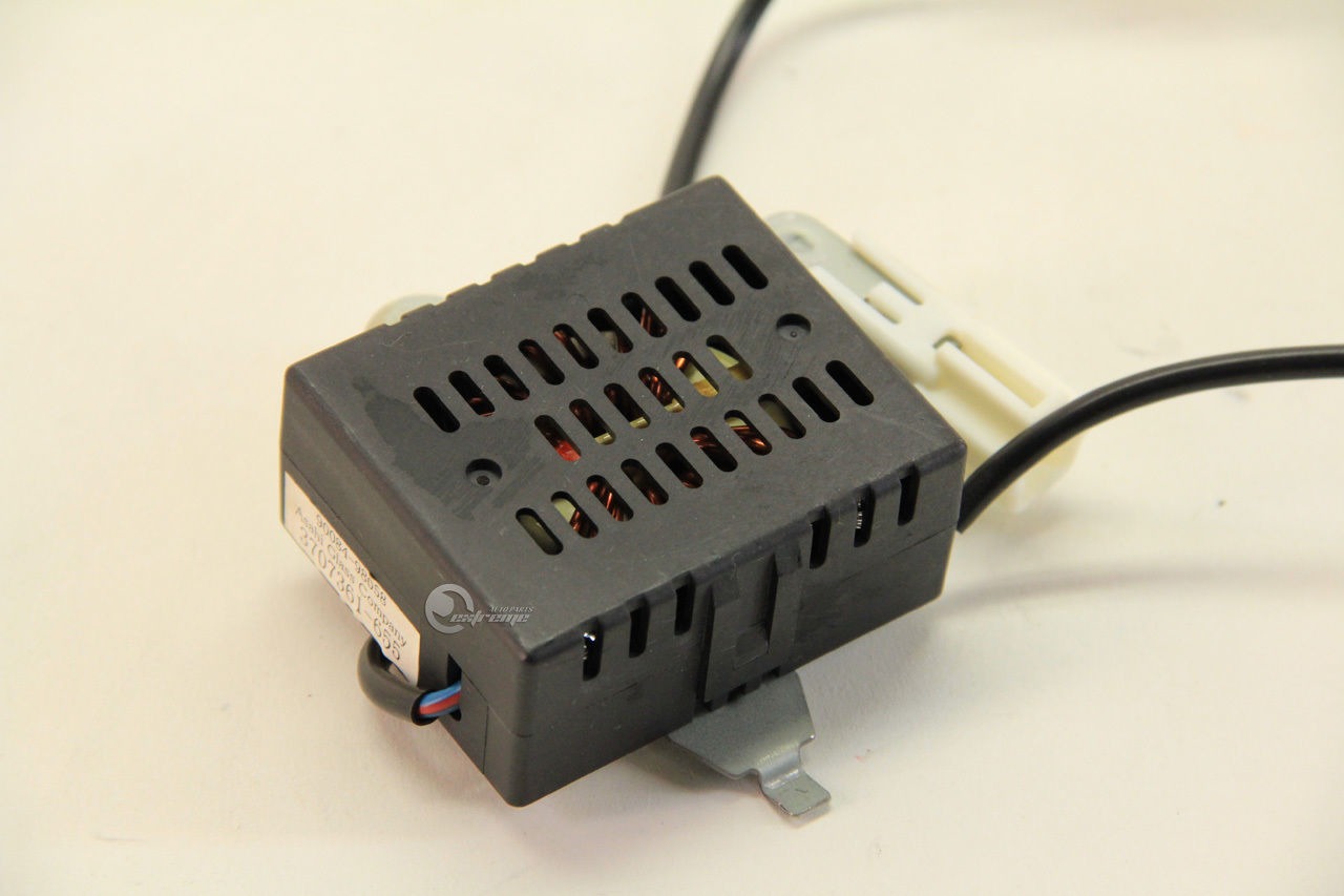 Toyota Camry 0206 9008498058 Noise Filter Rear Glass Defrost Resistor