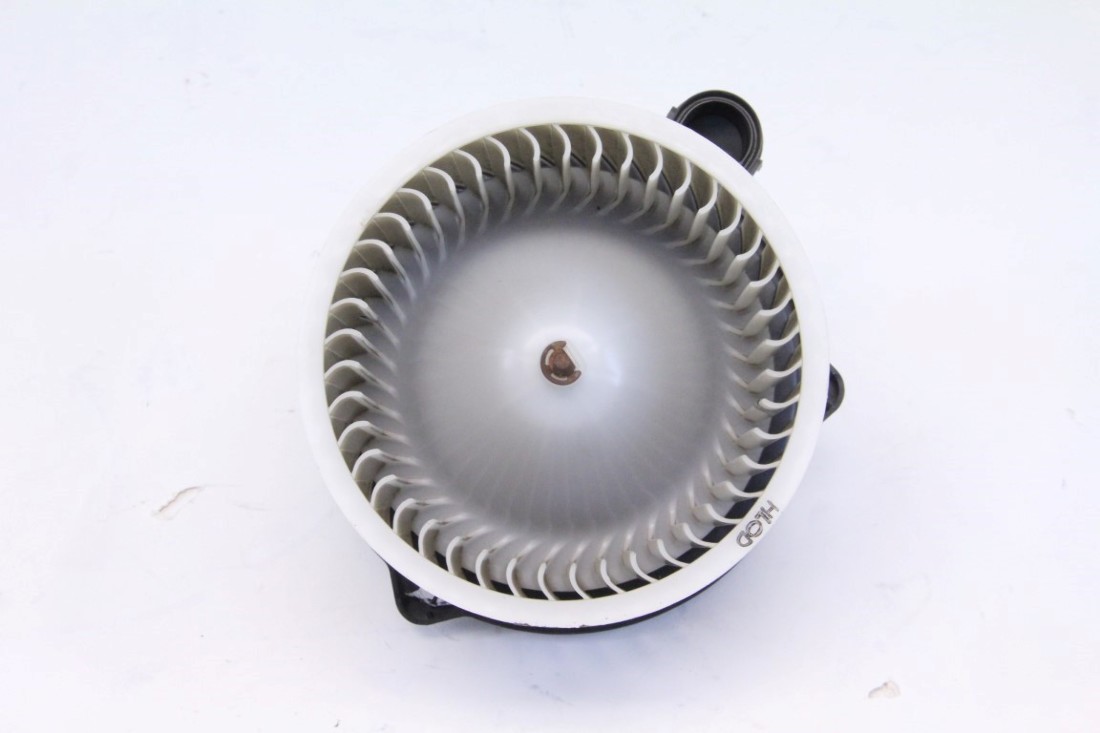 Kia Optima A/C Heater Air Blower Motor Fan 97113 2Y000 OEM 20112015