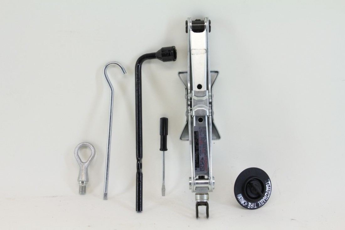 Acura RL 0508 Spare Tire Wheel Cover Holder Carrier W/ Tools, OEM