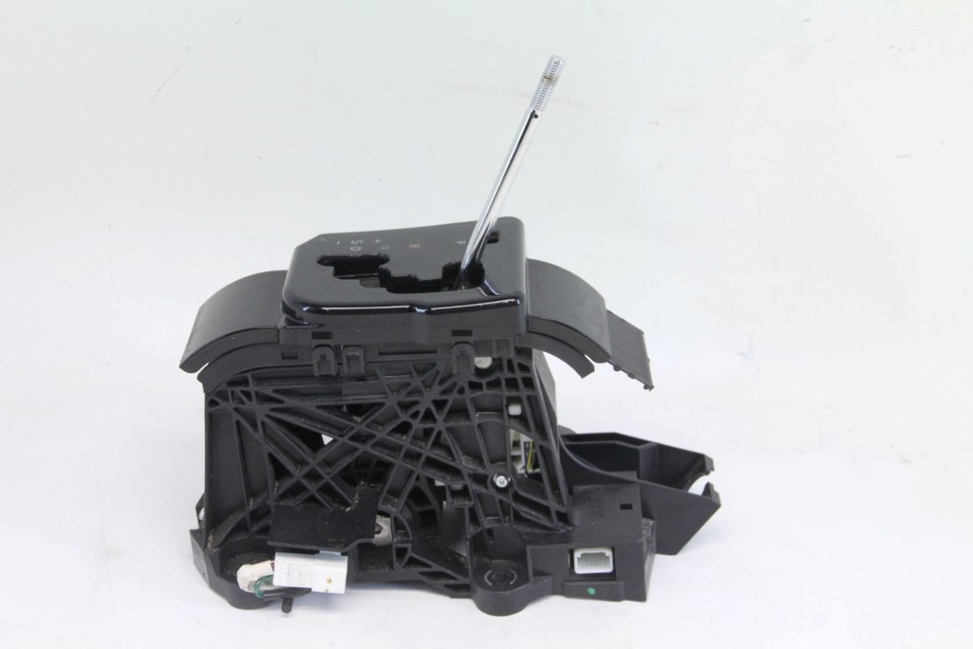 Lexus ES350 0712 Center Gear Transmission Shifter Assembly, OEM, 2007