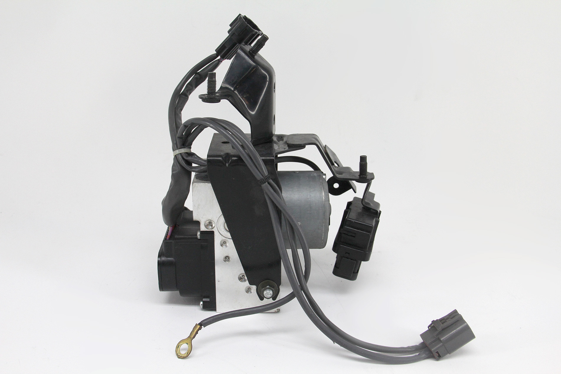 Infiniti G35 0307 ABS Anti Lock Brake Pump Actuator Module M/T 47600