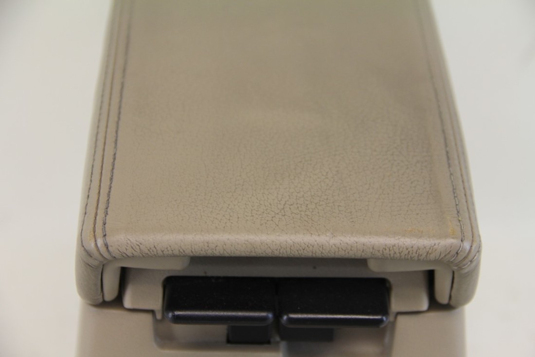 Honda Accord Hybrid Center Console W/ Arm Rest Leather Tan 83407SDA