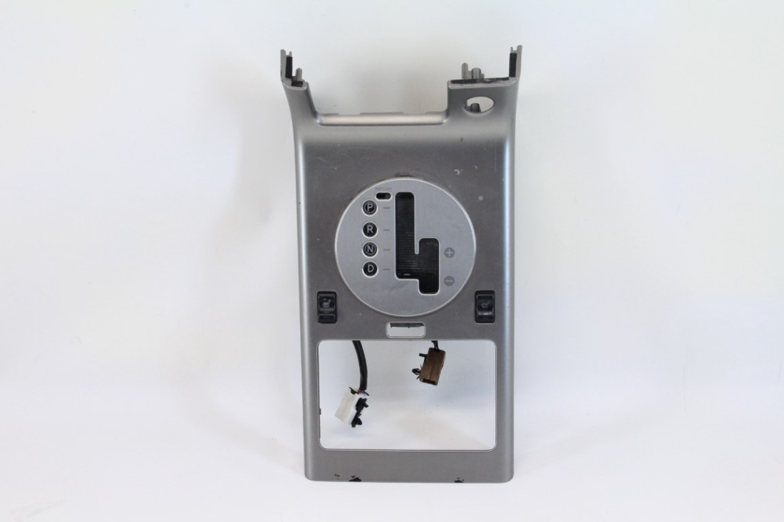 Infiniti G35 0304 Coupe Center Console Shifter Trim Bezel, A/T Sage