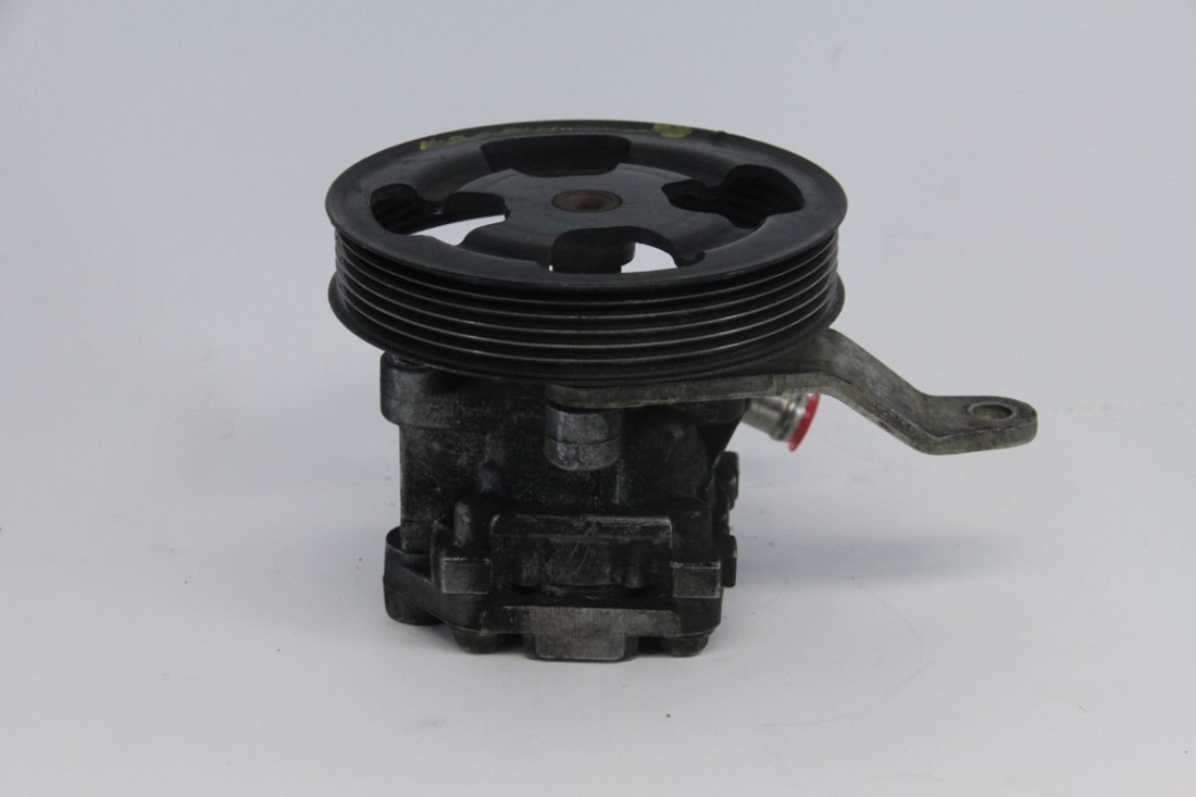 Infiniti G35 49110AM605, Power Steering Pump w/ Pulley 03 04 05 06 07