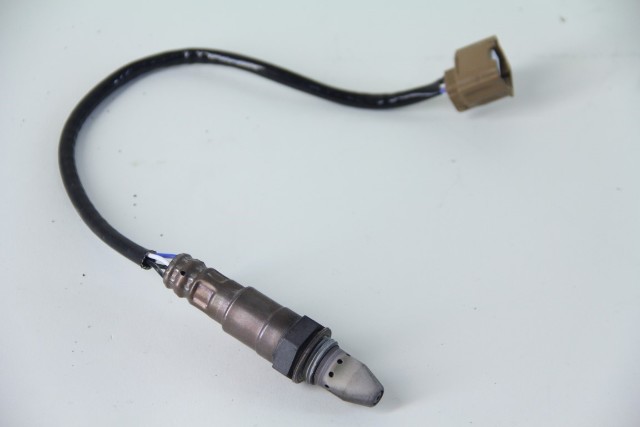 Infiniti G37 11-13 Exhaust Manifold O2 Oxygen Sensor, Left/Right, A582, OEM, 2011, 2012, 2013