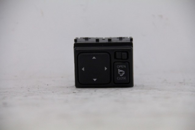 Infiniti FX35 09-13 Side View Mirror Switch Premium w/Camera 25570-1CA1A, A618, OEM, 2009, 2010, 2011, 2012, 2013
