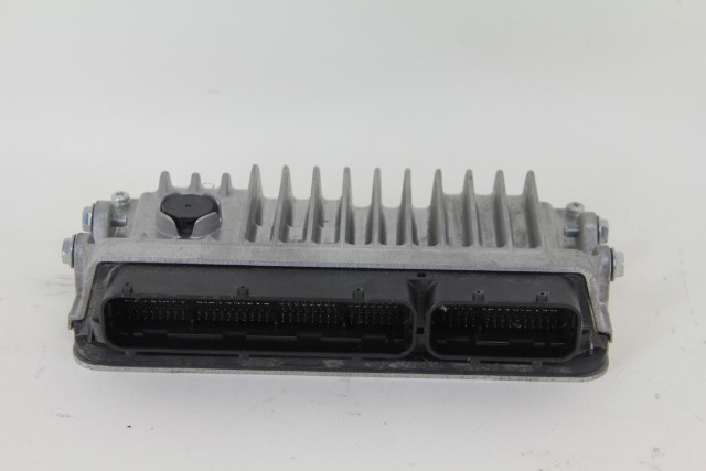 Toyota Camry 15-16 ECU ECM Engine Control Unit Computer Module 89661-06T21, A567, OEM, 2015, 2016