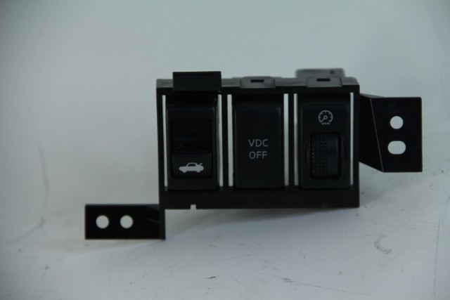 Infiniti G35 05-07 Illumination Dimmer Light, VDC Traction, Trunk Open Switch, OEM, 2005, 2006, 2007