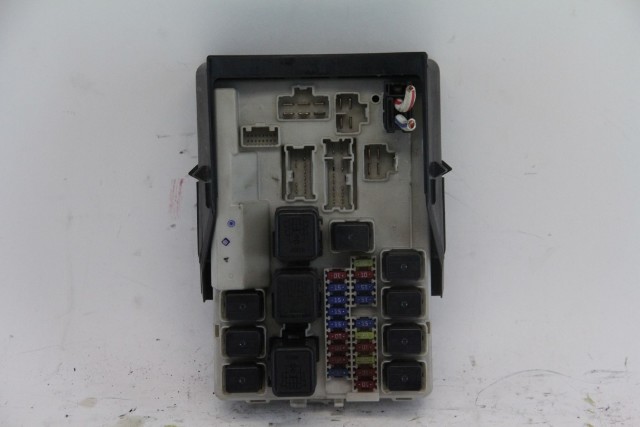 2005 Infiniti G35 Coupe Multiplex Fuse Block 284B7-AQ016, A566, OEM