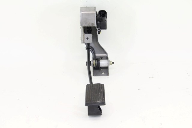 2003-2006 Infiniti G35 Coupe Gas Pedal w/ Throttle Sensor Black 18919-AM810, A566, OEM, 2003, 2004, 2005, 2006