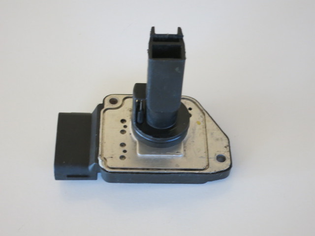 Toyota Part # 22250-0C010 OEM MAF Mass Air Flow Sensor Meter