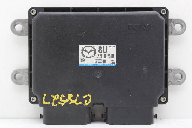06 Mazda 3 L32E 18 881B Computer Brain Engine Control ECU ECM EBX Module