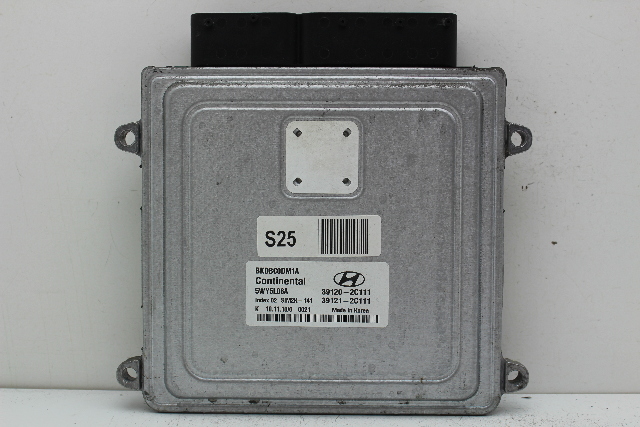 09-11 Hyundai Genesis 39121-2C111 Computer Brain Engine Control ECU ECM Module