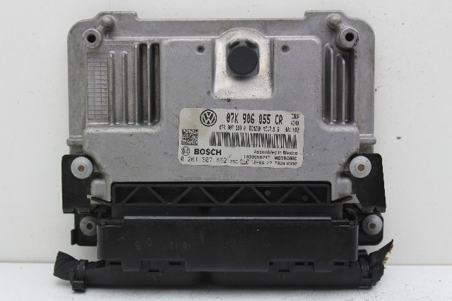 13 14 Volkswagen Passat 07K 906 055 CR Computer Brain Engine Control ECU Module