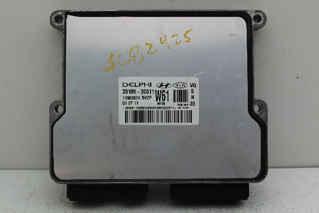 11 12 Kia Sedona 39109-3C611 Computer Brain Engine Control ECU ECM EBX Module
