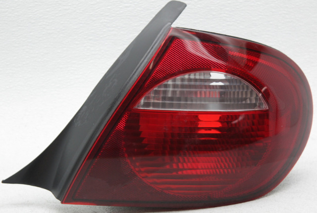 Taillight Taillamp Right for Dodge Neon 2003 2004 2005