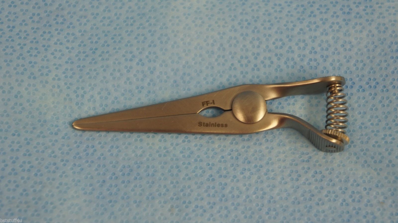 Pilling 353105 Glover Bulldog Artery Clamp 9cm Serrated Straight 4cm