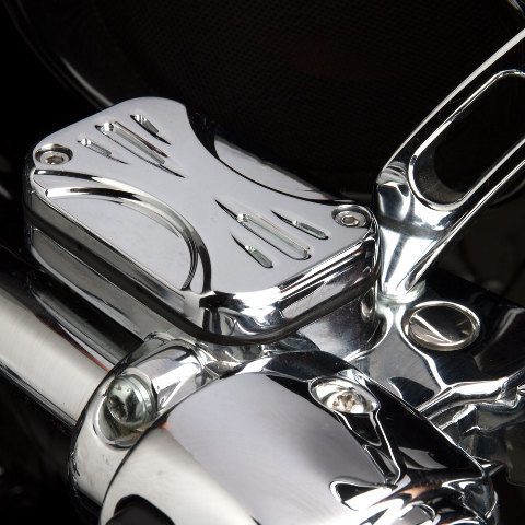 Arlen Ness Chrome Deep Cut Front Master Cylinder Cover for 08-17 HD FLT  03-454 Arlen Ness Chrome Deep Cut Front Master Cylinder Cover for 08-17 HD FLT  03-454
