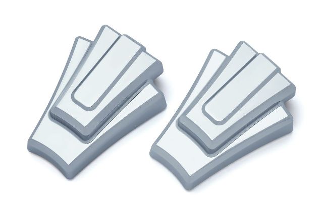 Kuryakyn 7486 Rear Axle Covers Chrome 2008-2017 Harley FLST/FXST Kuryakyn 7486 Rear Axle Covers Chrome 2008-2017 Harley FLST/FXST