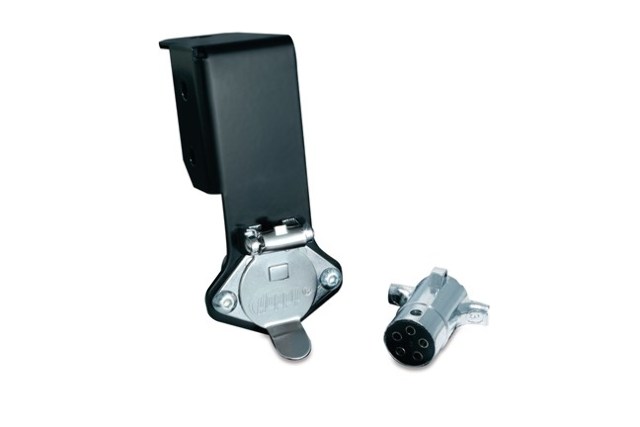 Kuryakyn 7670 Trailer Plug Kit Kuryakyn 7670 Trailer Plug Kit