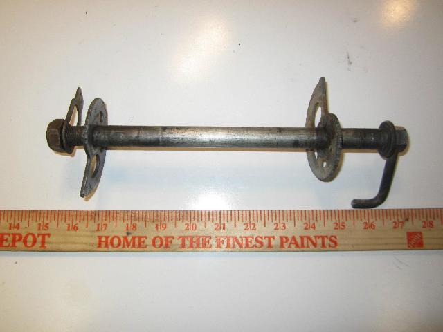 Honda XR400 Rear Wheel Axle, Nut & Adjuster Honda XR400 Rear Wheel Axle, Nut & Adjuster