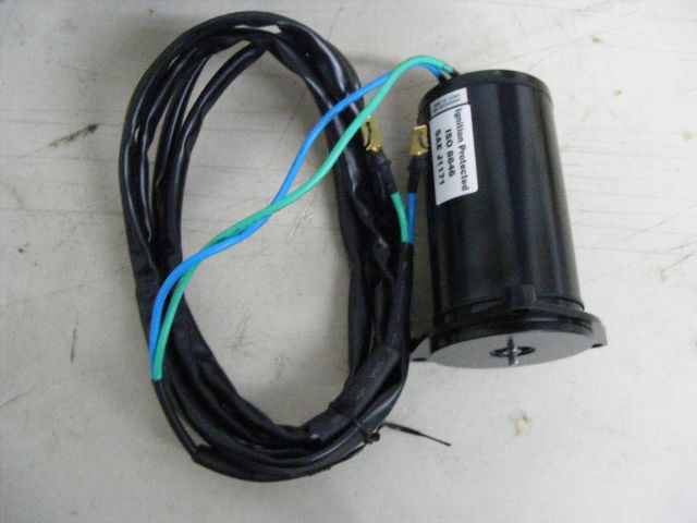 Johnson Engine Evinrude Tilt Motor 110 115 120 130 135 140 150 155 175 90HP