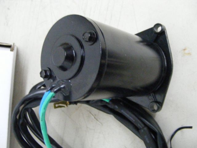 Johnson Engine Evinrude Tilt Motor 110 115 120 130 135 140 150 155 175 90HP