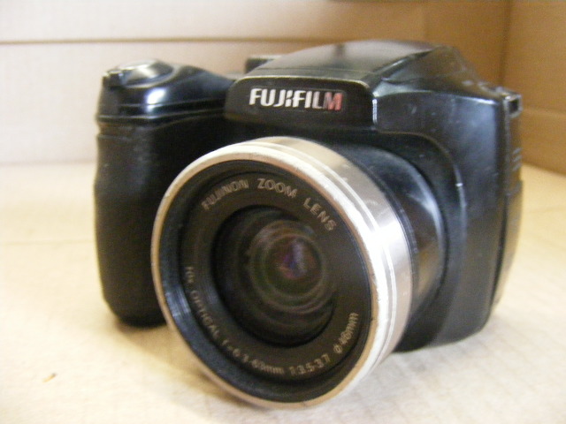 fujifilm finepix s5600 digital camera