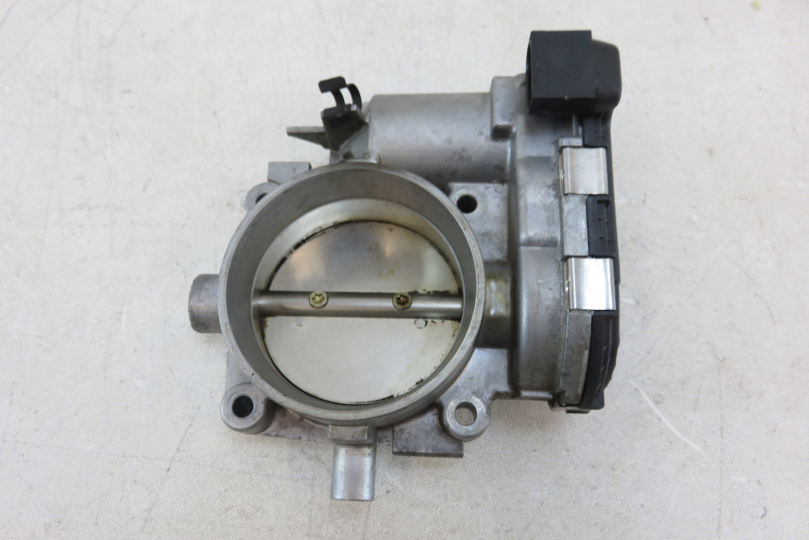 Mercedes W203 C240 throttle body 1121410125 S Auto Parts