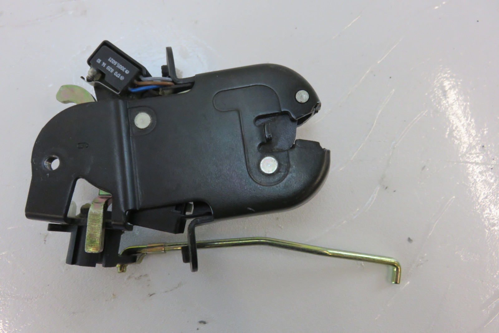 Mercedes R170 SLK230 SLK320 lock, trunk latch 1707500284 S Auto Parts