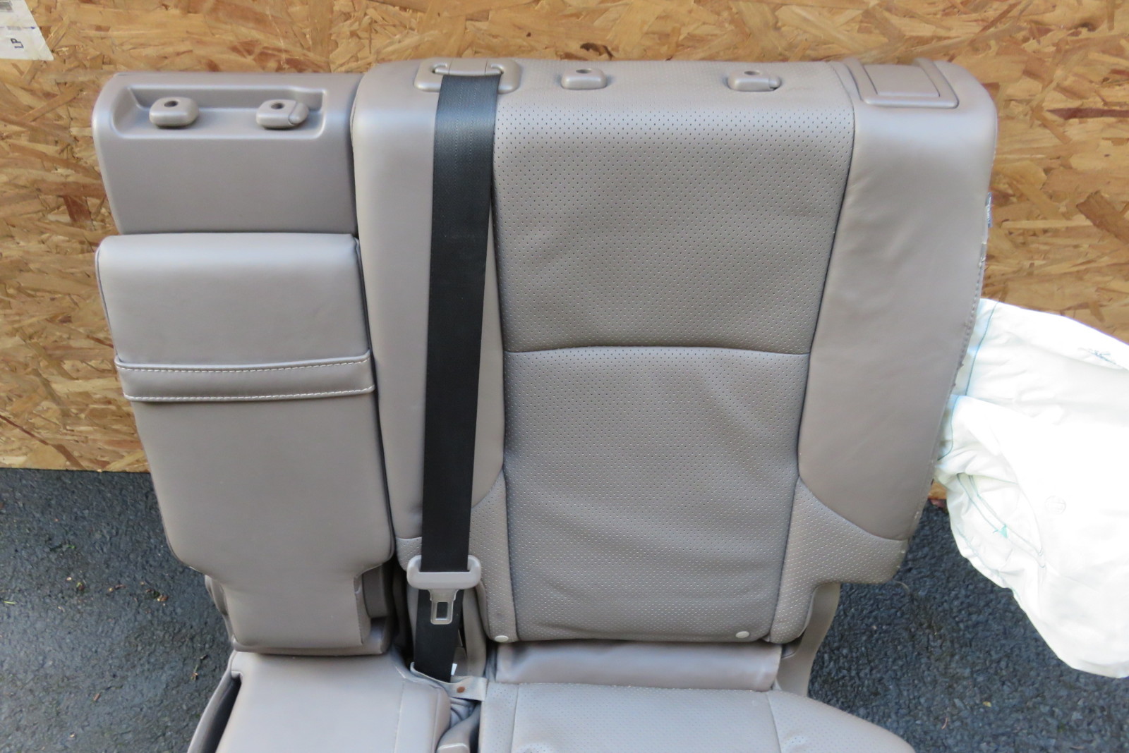 12 Lexus GX460 seat, left rear, 2nd row, sepia S Auto Parts