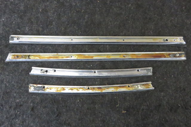 89 Mercedes 560SL R107 380SL hardtop seal holding trims