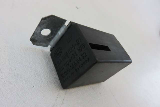 Mercedes R129 300SL 500SL relay, seat belt warning unit 0095450432