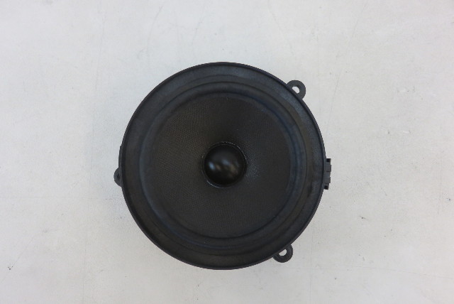 Mercedes W463 G63 G550 speaker, door, front 4638201202