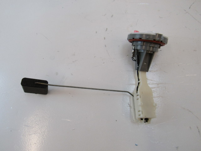Mercedes R230 SL55 SL500 fuel tank level sending unit 2305420317 sensor sender