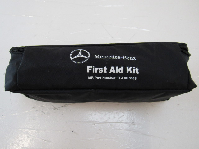 Mercedes R230 SL55 SL500 first aid kit Q4860043