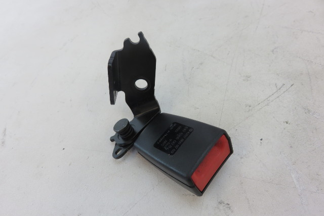 Mercedes W204 C63 C250 buckle, seat belt, left rear 2078600769