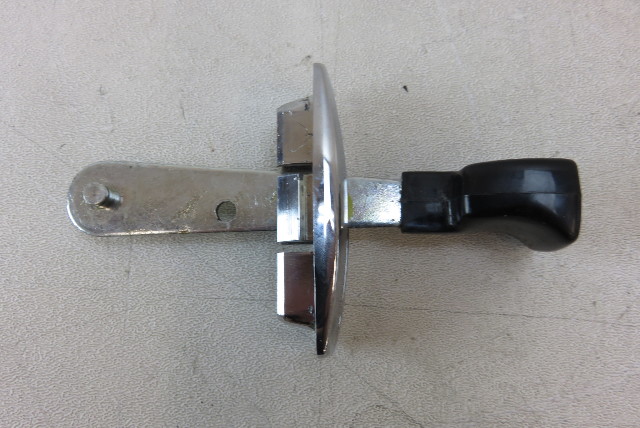 Mercedes R107 560SL 380SL seat back release lever, right
