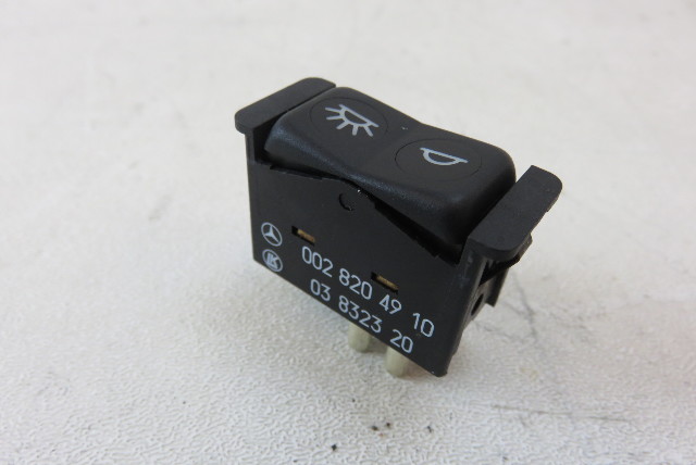 Mercedes R107 560SL 380SL switch, dome light 0028204910