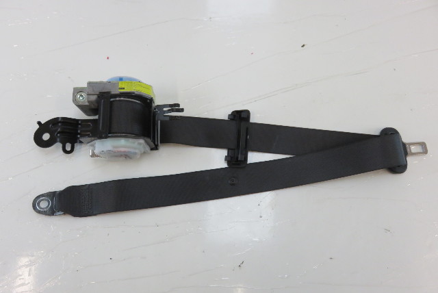 07-09 Lexus LS460 seat belt, right rear, black