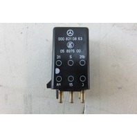 Mercedes R107 560SL 380SL relay, intermittent wiper 0008210863