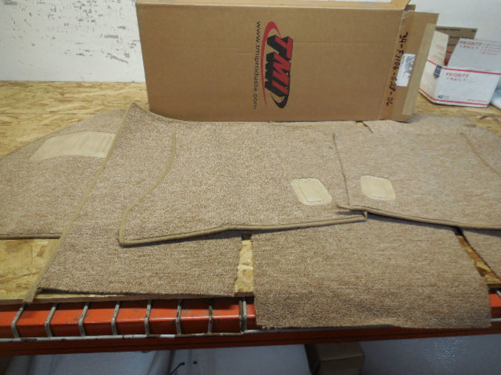 TMI VW BUG CARPET KIT 7PC, 6972 WITH FOOT REST OATMEAL W/CLOTH BINDING