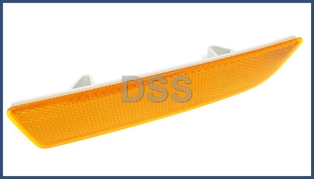 Genuine BMW X6 Front Bumper Side Marker Reflector Right OEM 08-14 63147179992