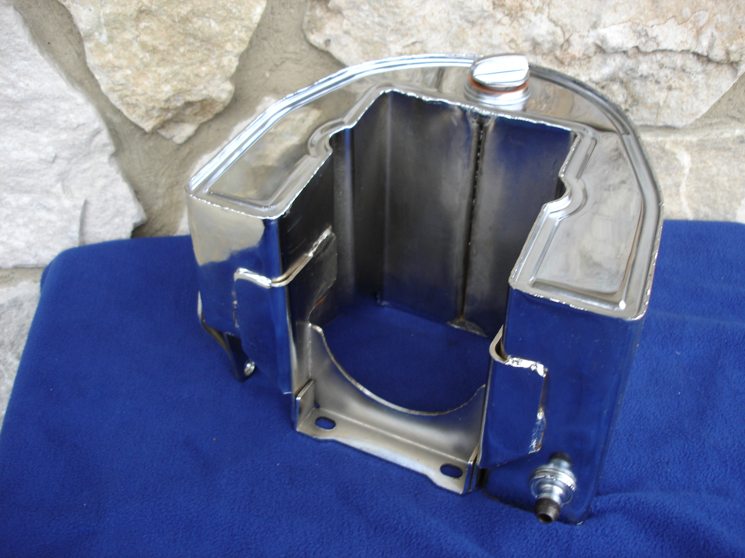 Vintage Raw Unpainted Oil Tank For Harley Panhead 1958-1964 – Replica OE # 62504-58