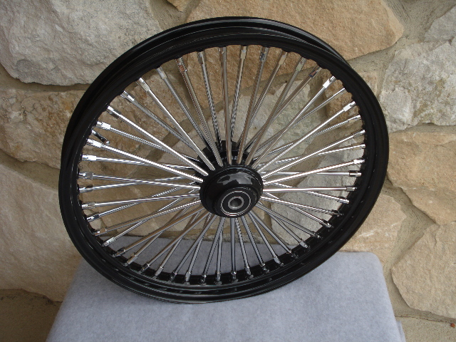 21X2.15 FAT SPOKE SINGLE DISC FRONT WHEEL HARLEY SPORTSTER 2000-07