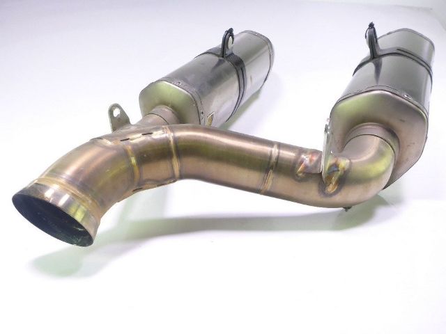 sb649572-12-ktm-990-supermoto-sm-exhaust-muffler-can-pipe-right-left-splitter-akrapovic-3.jpg